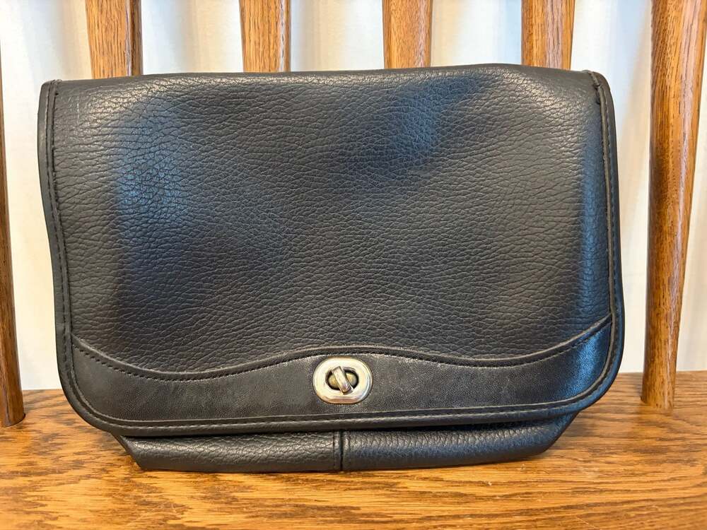 Vintage US Leather Top Grain Black Leather Crossbody Flap Bag